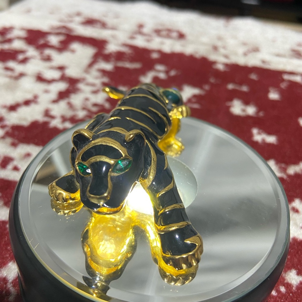 Vintage Black Enamel Tiger Brooch Gold Tone Crouching Panther Pin Green Eyes